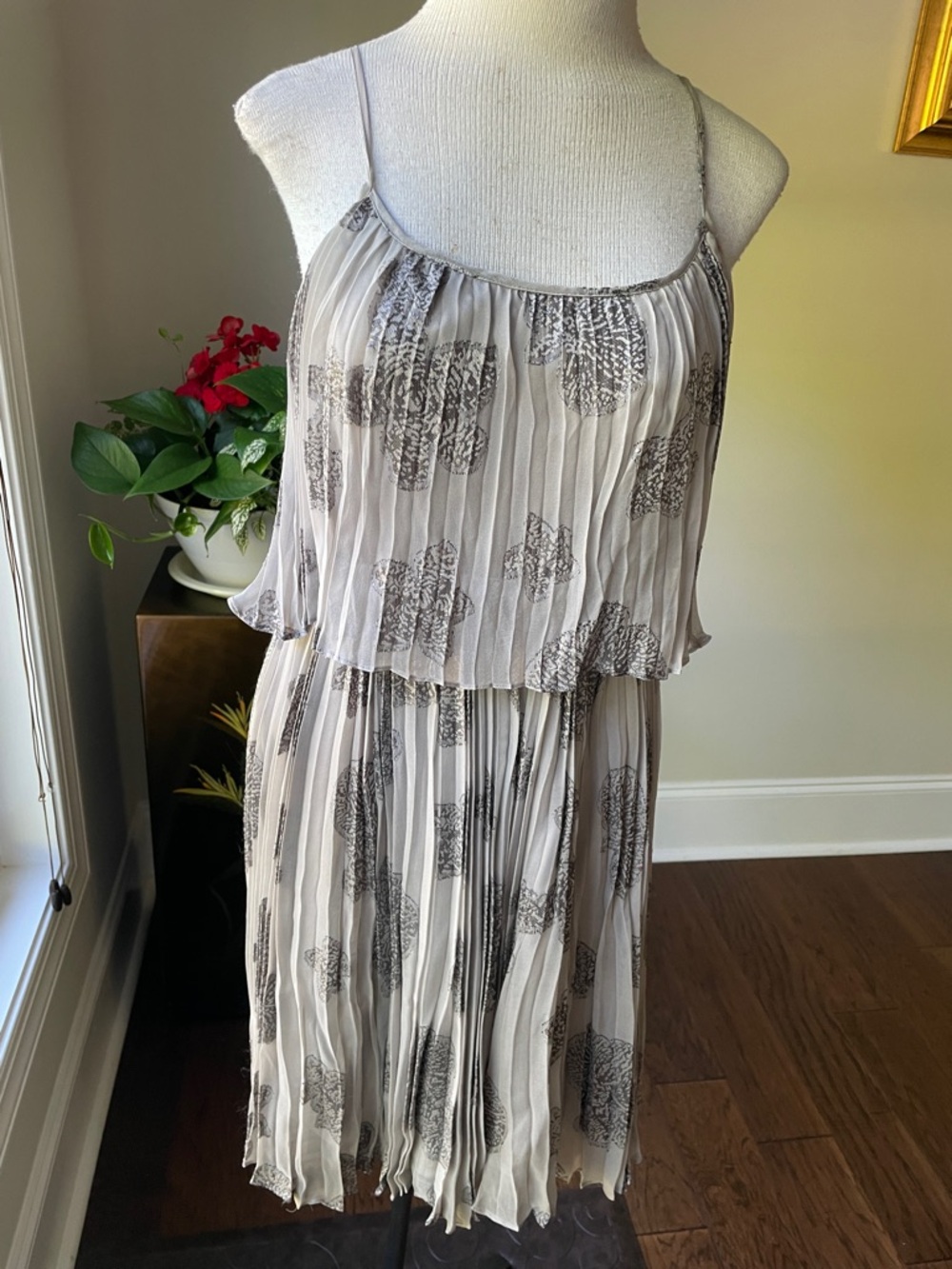 Halston Heritage Cream Pleated Spaghetti-Strap Midi Dress with Gray Floral Motif